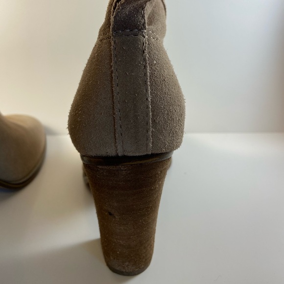 Vince Camuto Feina ankle boots - Picture 7 of 9